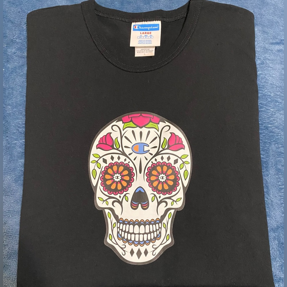 Men’s champion t shirt